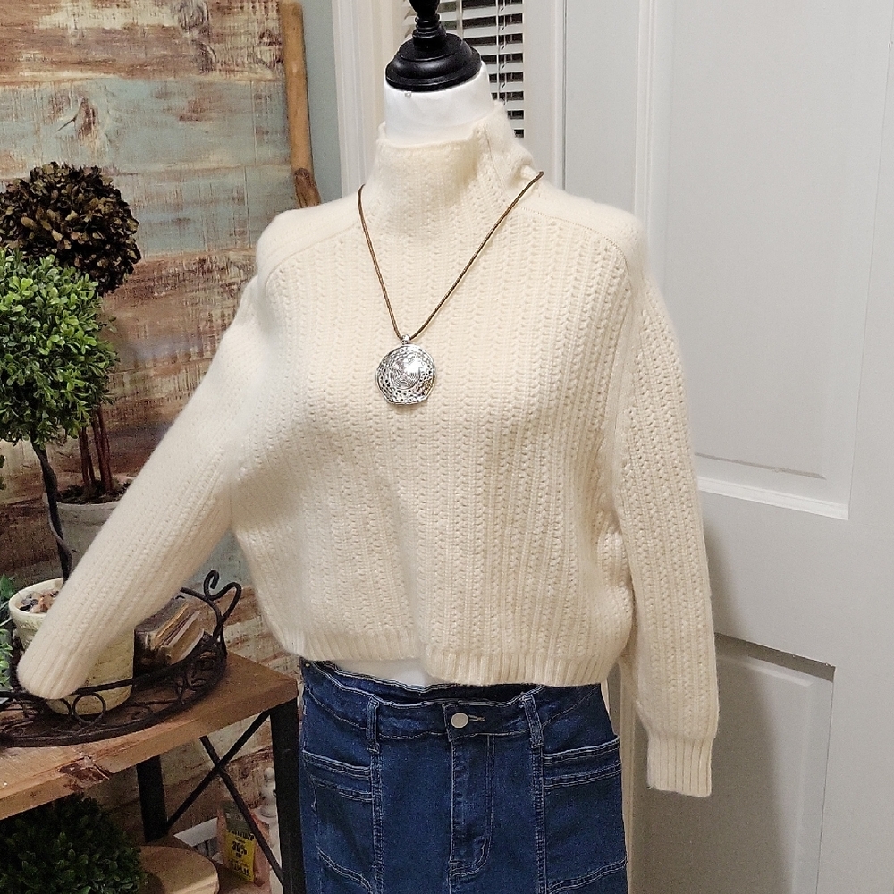 Madewell Cream Cable Knit Turtleneck Sweater